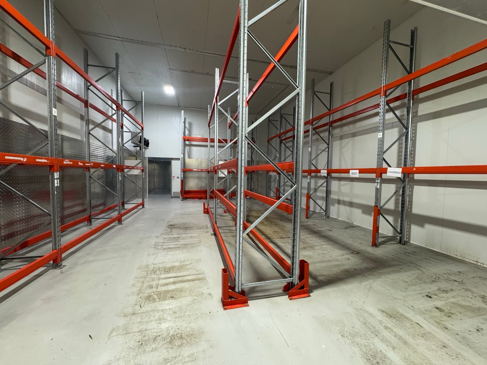 Cold storage room